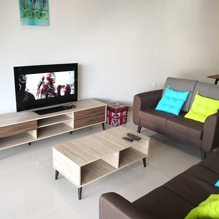 Sparkling Clean Homestay @ Kota Kemuning - Rimbayu Teluk Panglima Garang Exterior foto