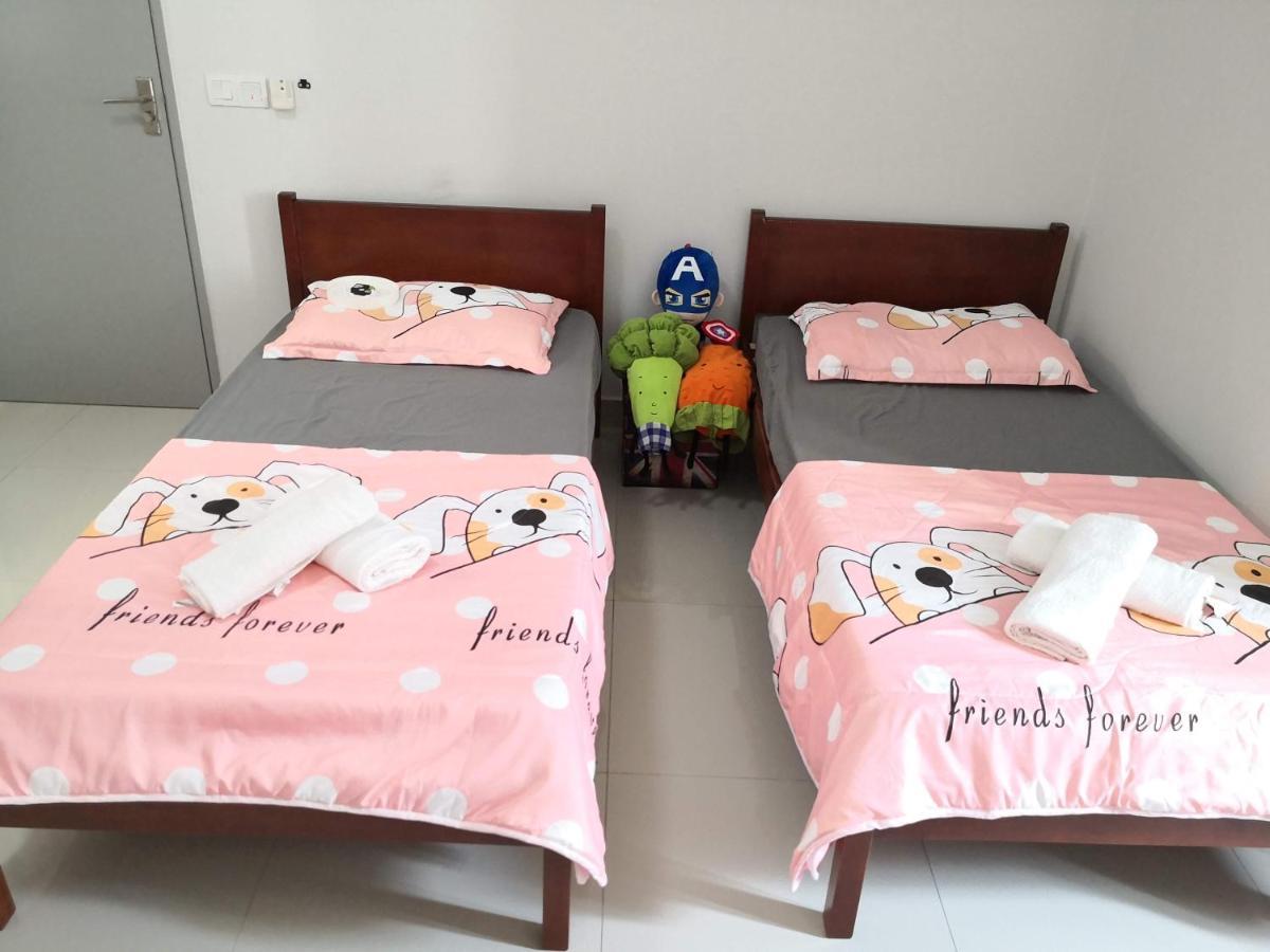 Sparkling Clean Homestay @ Kota Kemuning - Rimbayu Teluk Panglima Garang Exterior foto