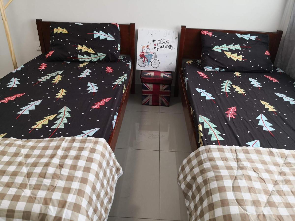 Sparkling Clean Homestay @ Kota Kemuning - Rimbayu Teluk Panglima Garang Exterior foto
